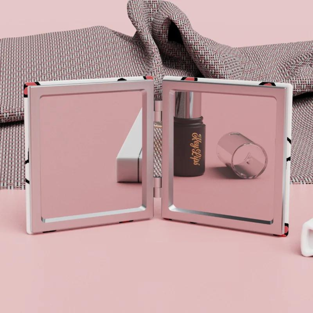 Crayon Shin-Chan & Girlfriend Tamiko Kaneari Two-Sided Foldable Mini Mirror Portable Makeup Mirror