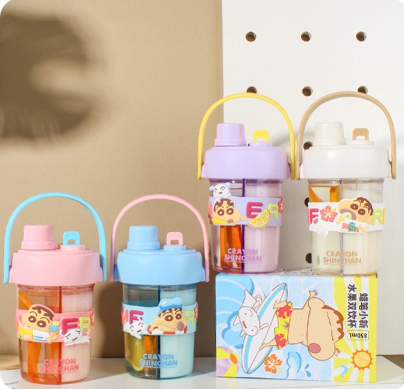 Crayon Shin-Chan Dual Use with Split Layer Leakproof Seal 2-in-1 Double Drinking Straw Cup 850ml