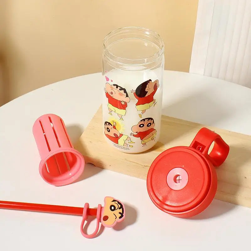 Crayon Shin-Chan & Anime Cartoon Happy Time Anti-Scalding Tea Infuser Leakproof Anime Cartoon Cap Handle Glass Straw Cup 620ml